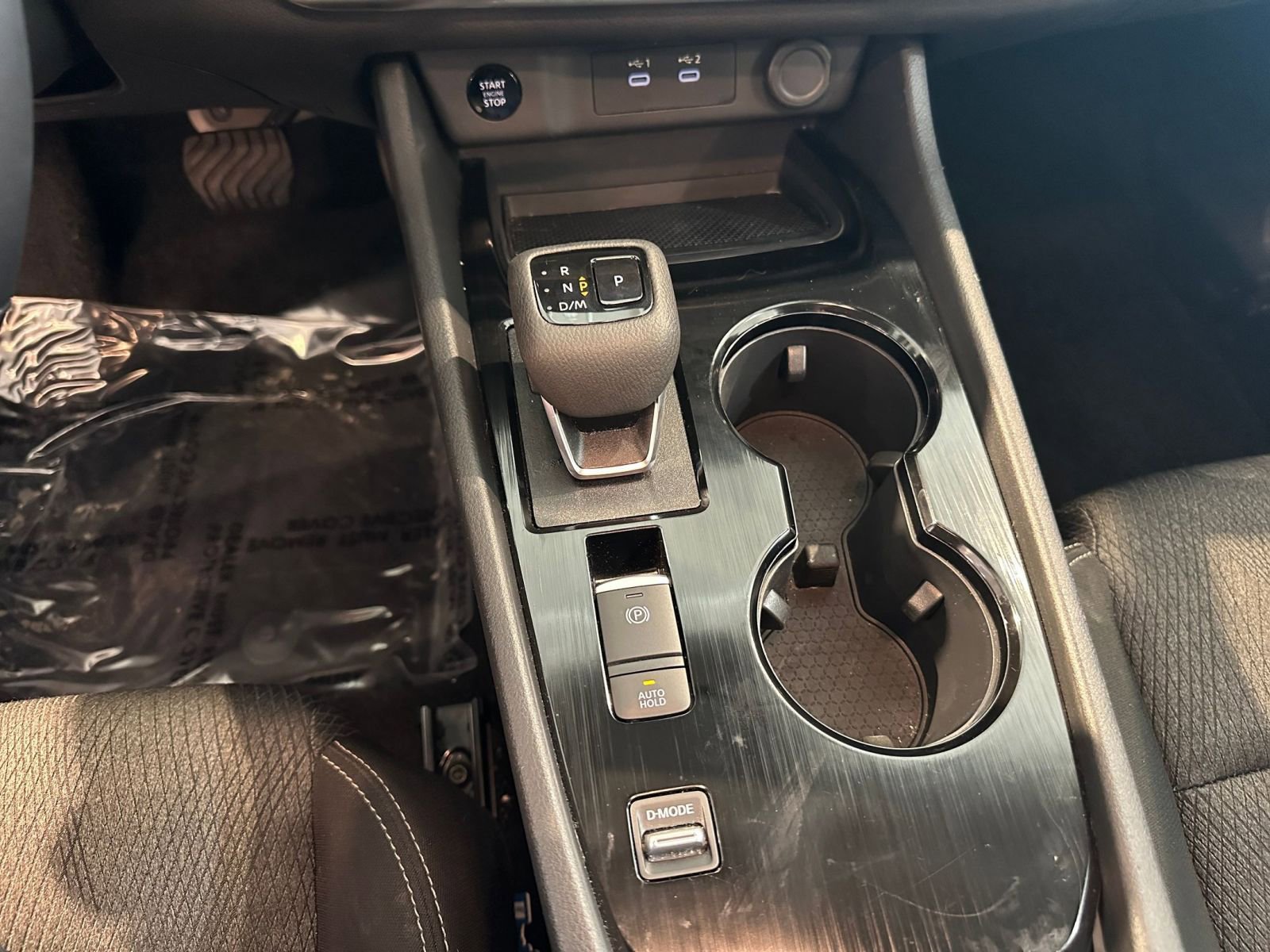 Used 2025 Nissan Rogue SV image 42