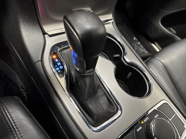 Used 2022 Jeep Grand Cherokee Limited image 22