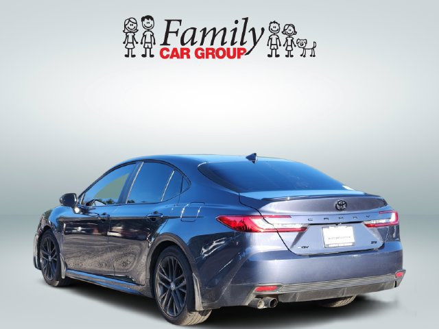 Used 2026 Toyota Camry SE w/ Convenience Package FWD image 3