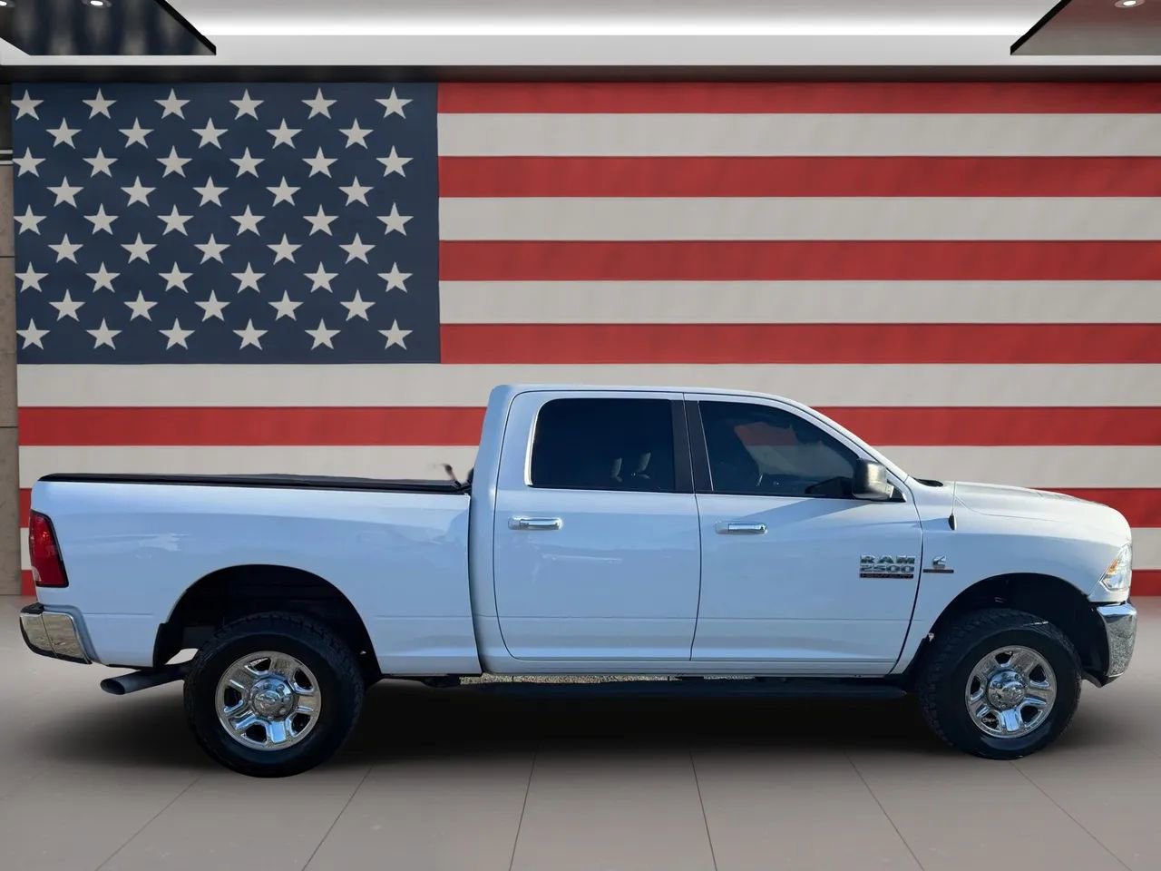 Used 2017 RAM 2500 SLT image 7