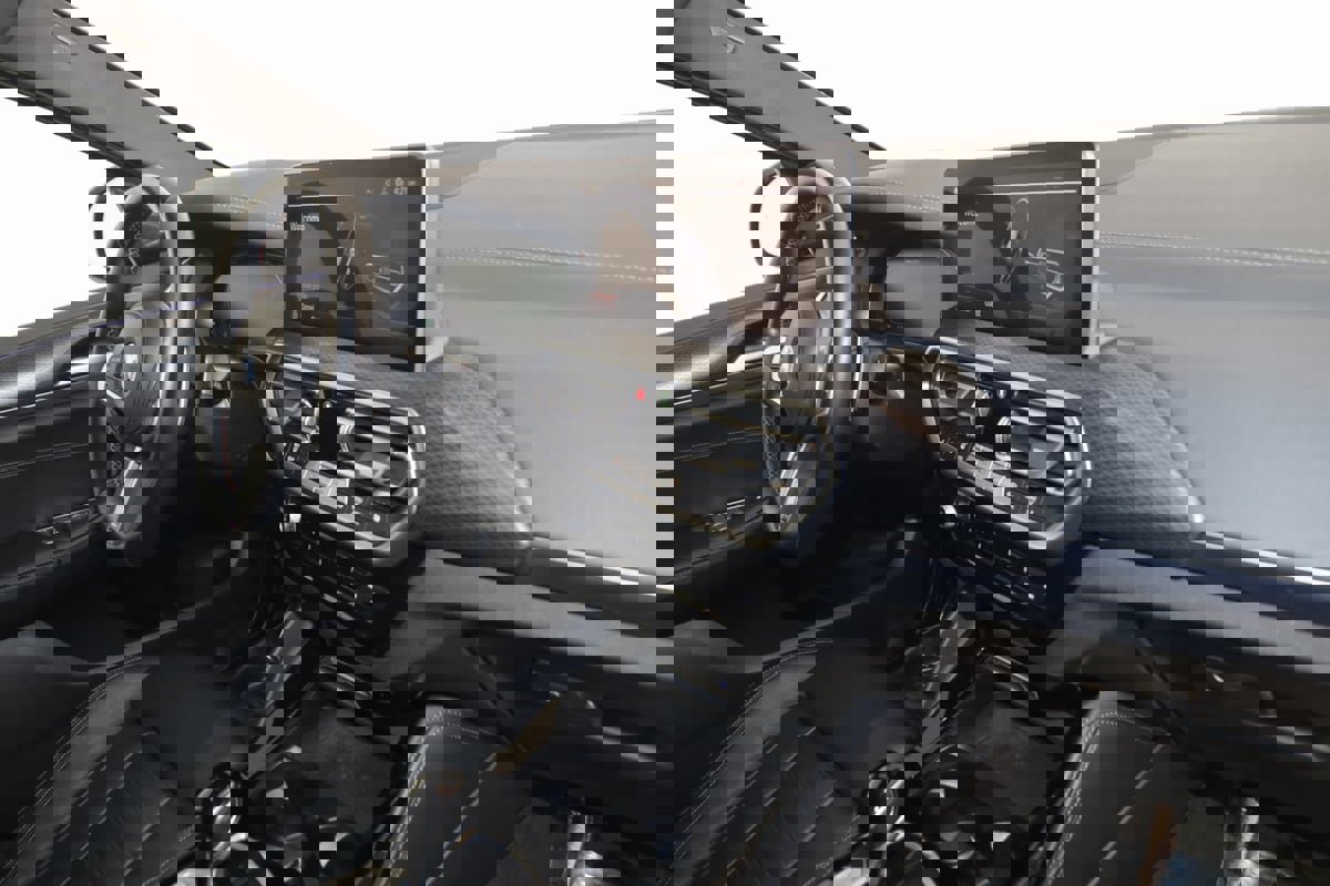 Used 2023 BMW X4 M40i w/ Premium Package image 47