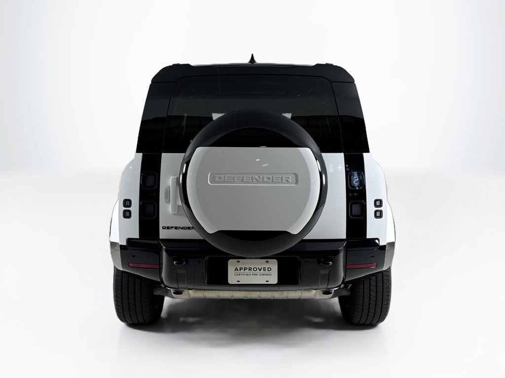 Used 2026 Land Rover Defender 110 X-Dynamic SE AWD/4WD image 4