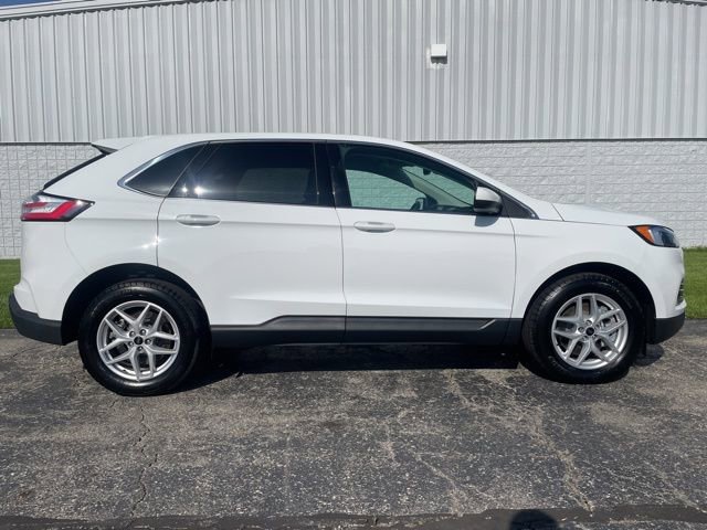 Used 2024 Ford Edge SEL w/ Convenience Package AWD/4WD image 16