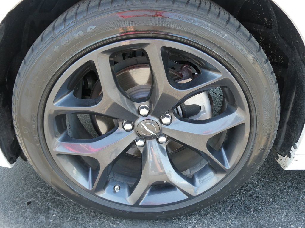 Used 2023 Chrysler 300 Touring L w/ Popular Equipment Group RWD image 10