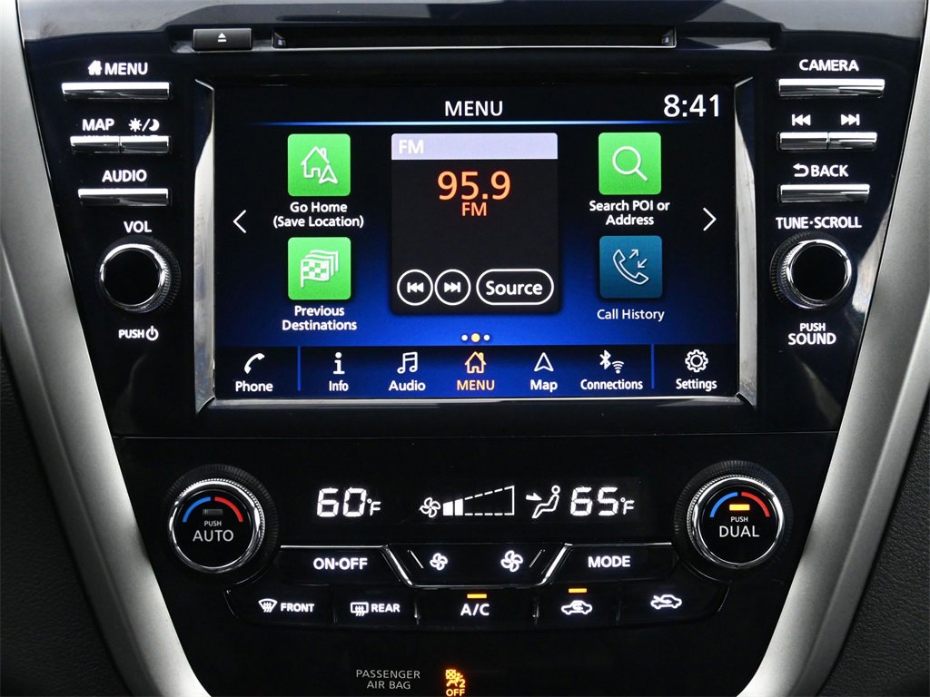 Used 2024 Nissan Murano SL image 11