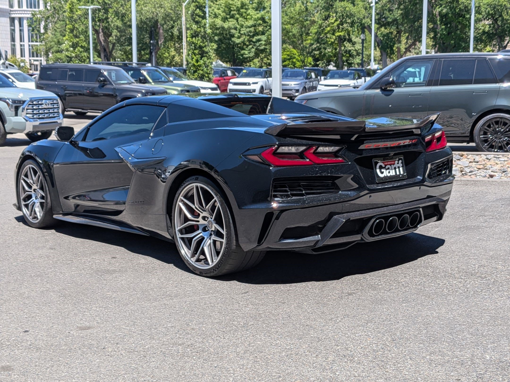 Used 2024 Chevrolet Corvette Z06 w/ Stealth Interior Trim Package RWD image 5