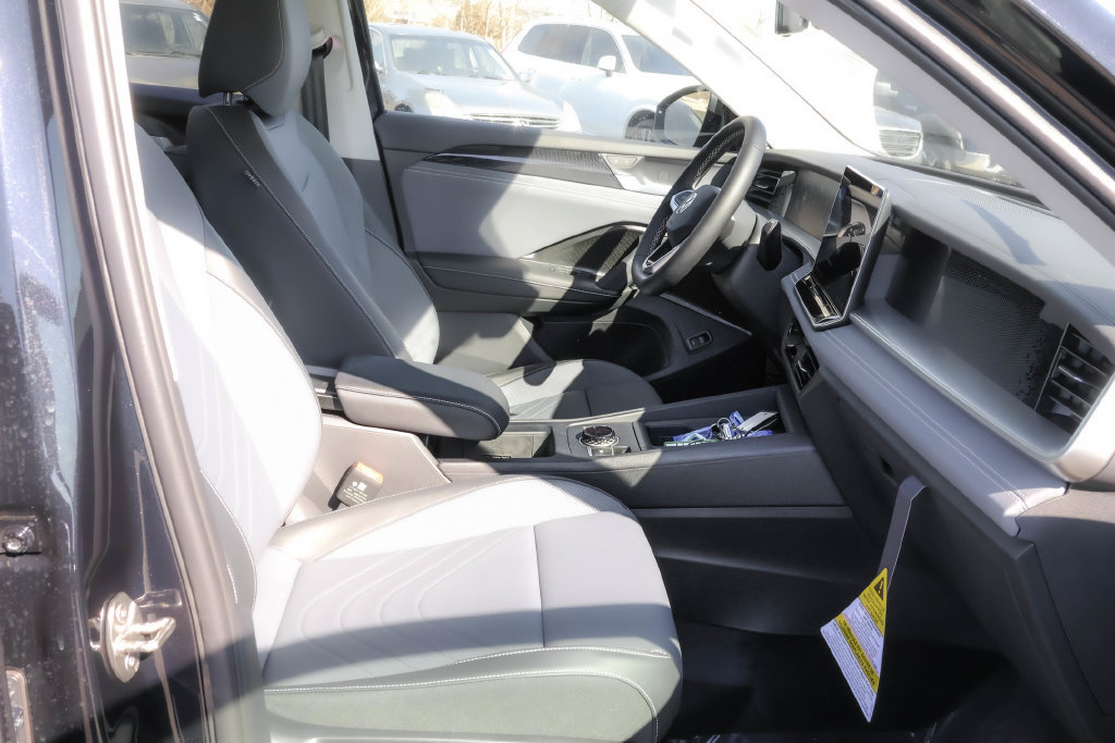 New 2026 Volkswagen Tiguan SE AWD/4WD image 36