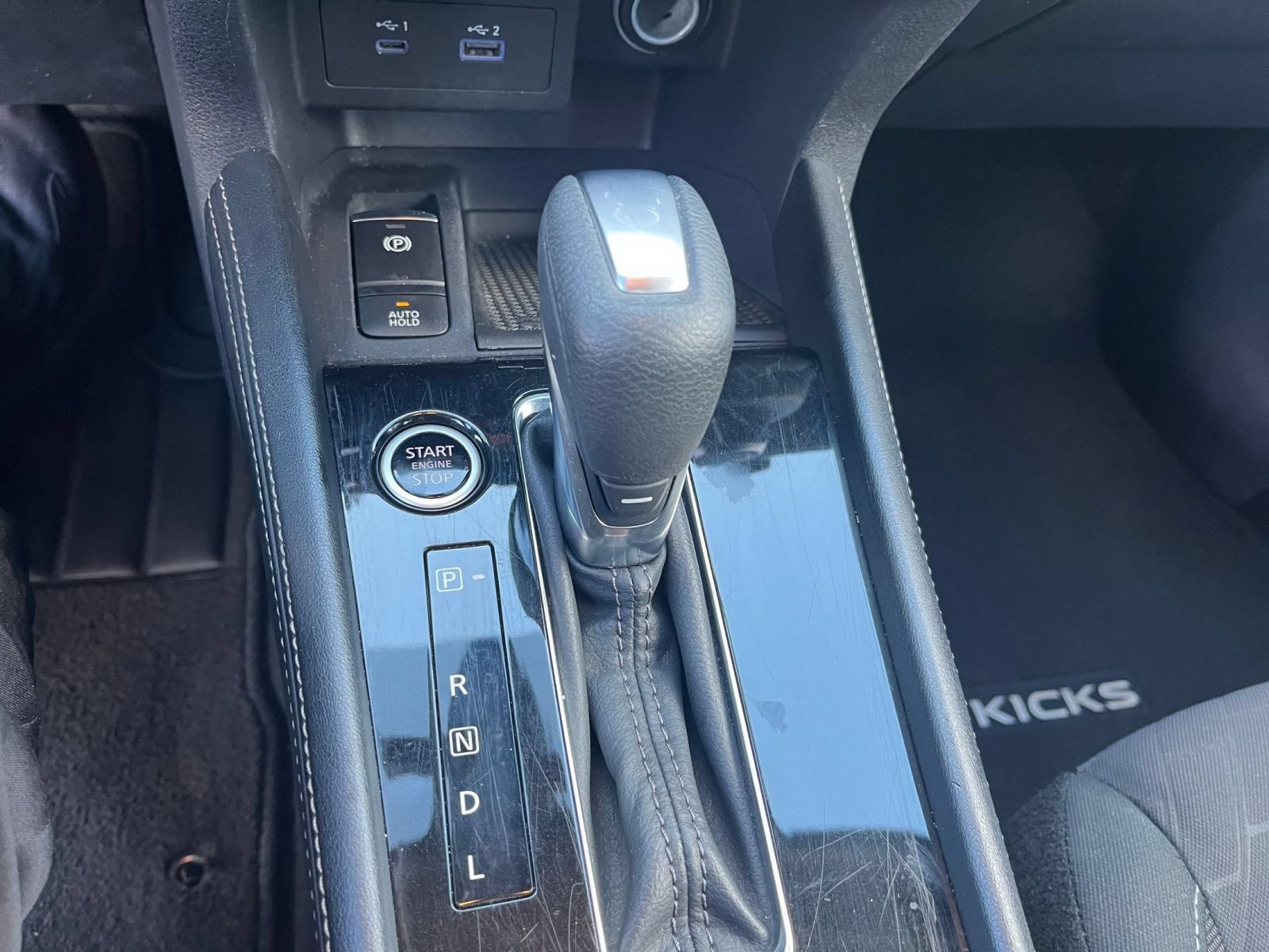 Used 2024 Nissan Kicks SV FWD image 39