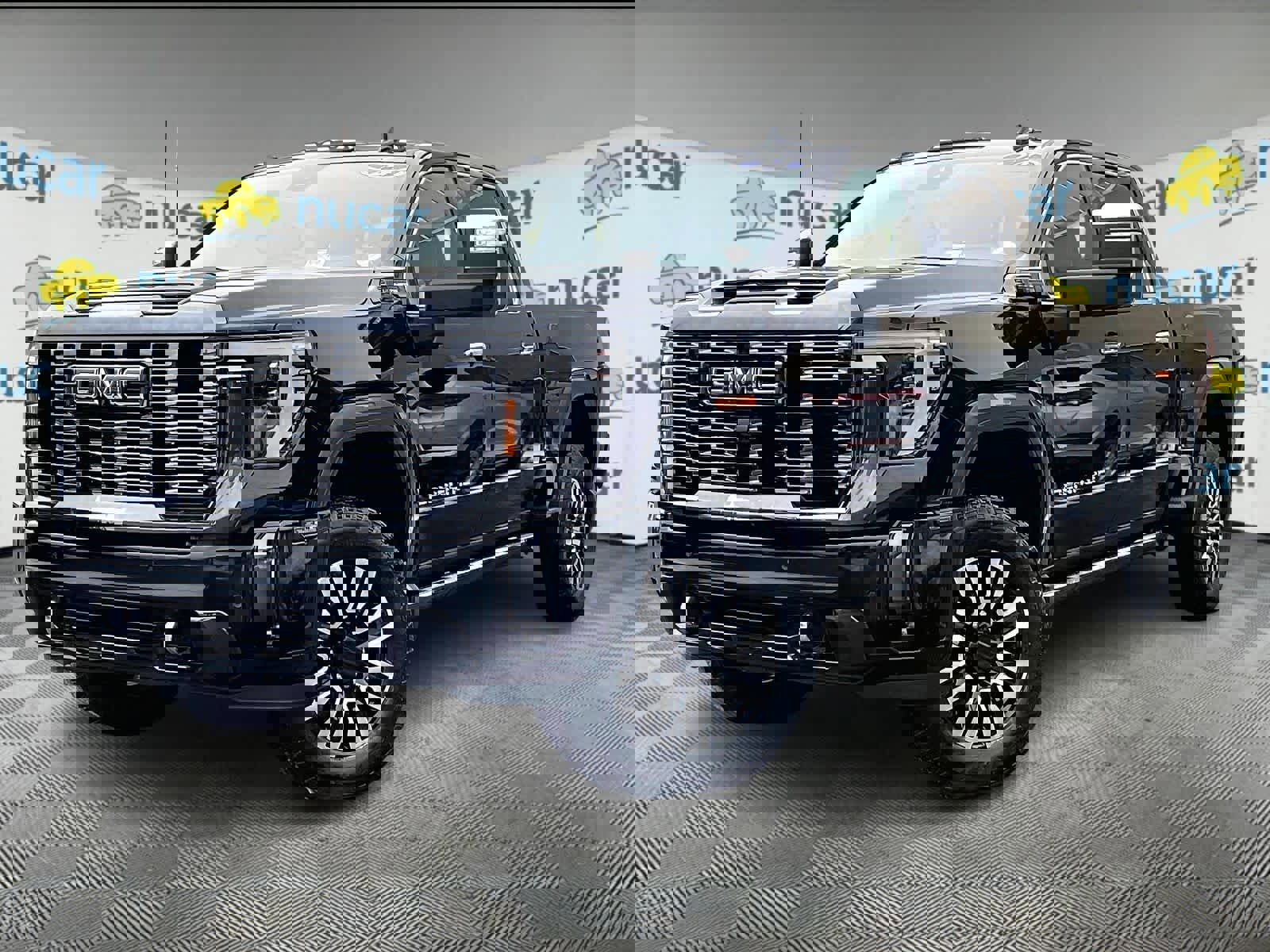 Used 2024 GMC Sierra 2500 Denali Ultimate image 3