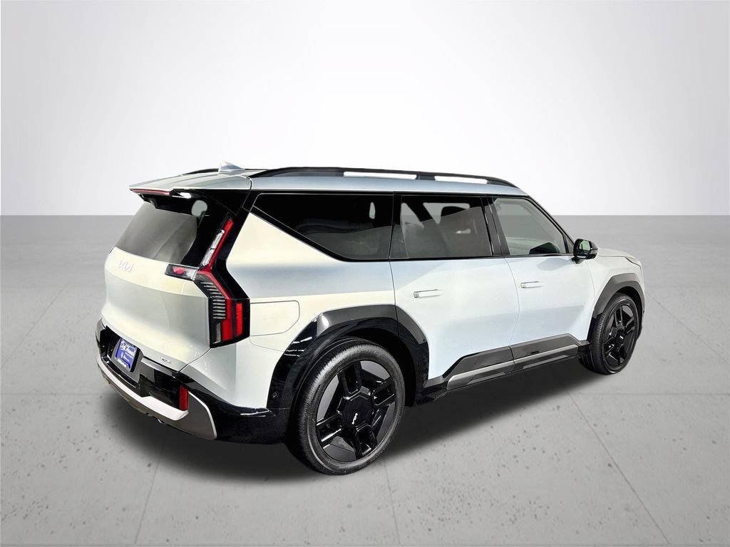 Certified 2024 Kia EV9 GT-Line AWD/4WD image 7