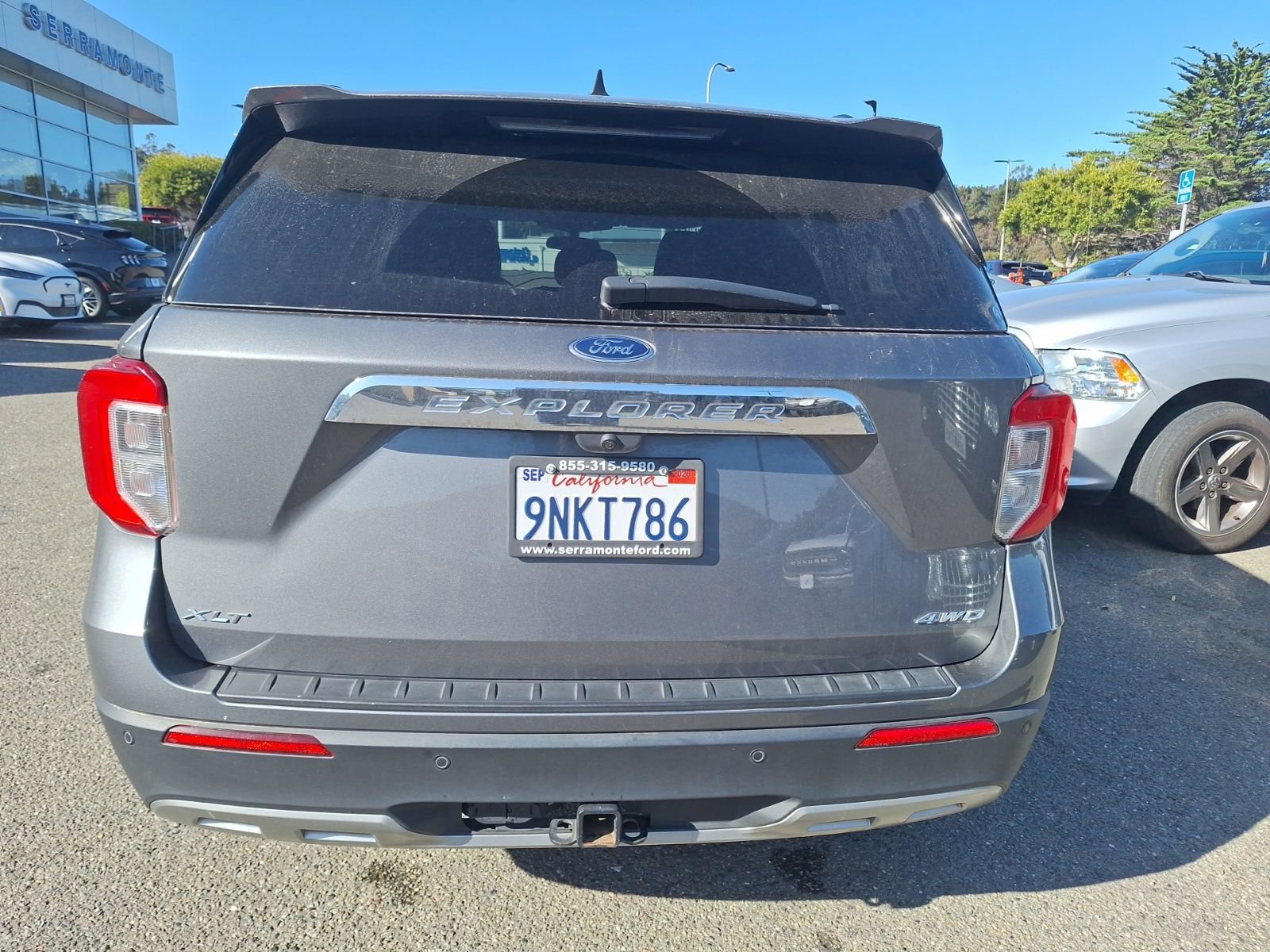 Certified 2024 Ford Explorer XLT w/ Equipment Group 202A AWD/4WD image 7