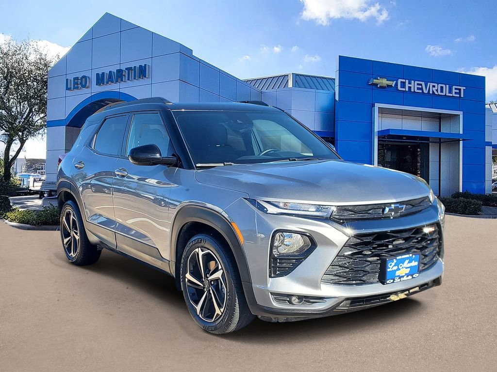 Used 2023 Chevrolet TrailBlazer RS w/ Convenience Package image 2