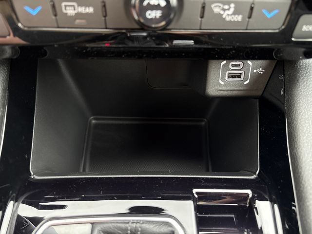 New 2026 Jeep Compass Latitude AWD/4WD image 19