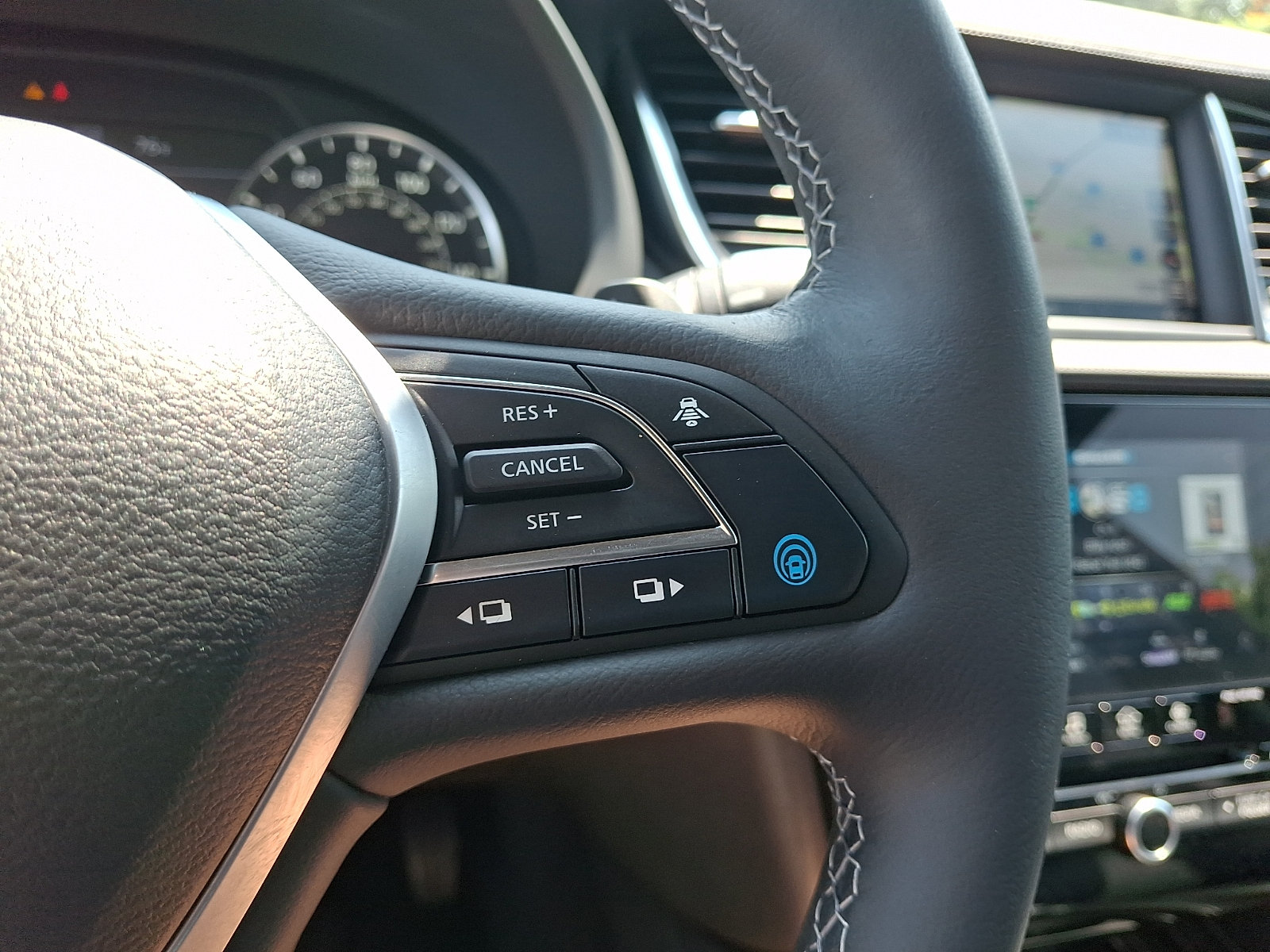 Certified 2023 INFINITI QX50 Sport AWD/4WD image 21