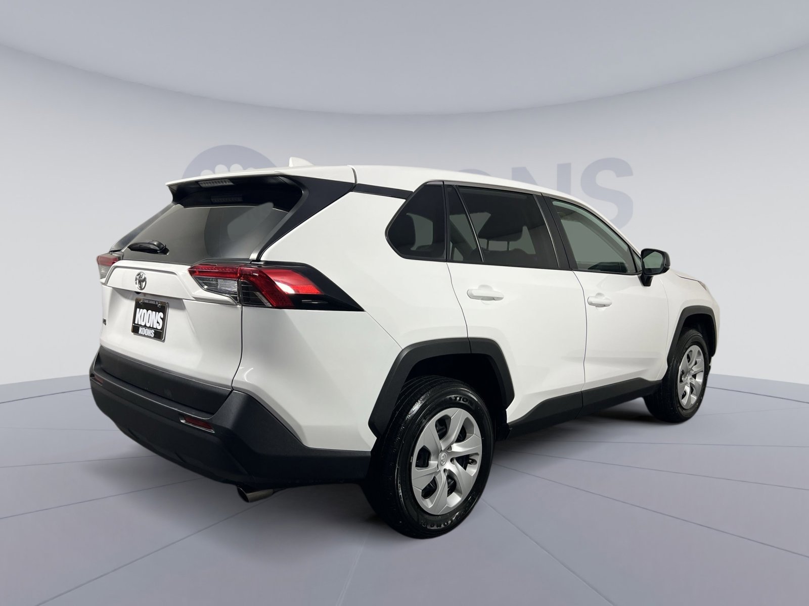 Used 2024 Toyota RAV4 LE image 7