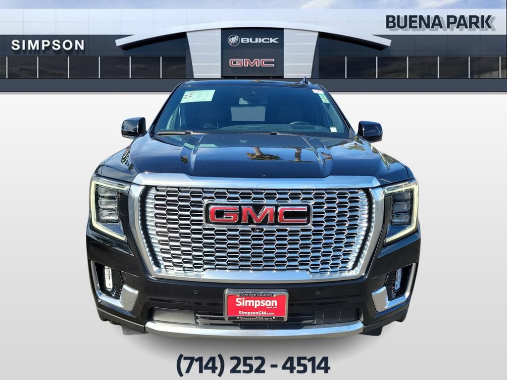 Used 2023 GMC Yukon Denali AWD/4WD image 3