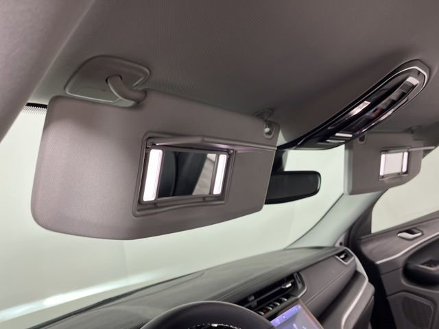 Used 2023 Jeep Grand Cherokee Limited image 38