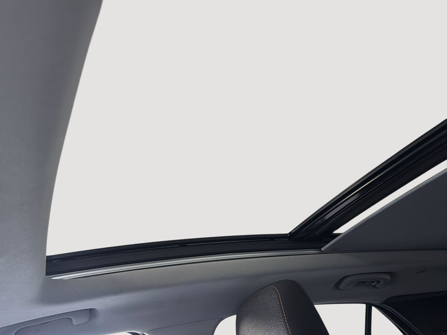 Used 2020 Chevrolet Equinox LT FWD image 24