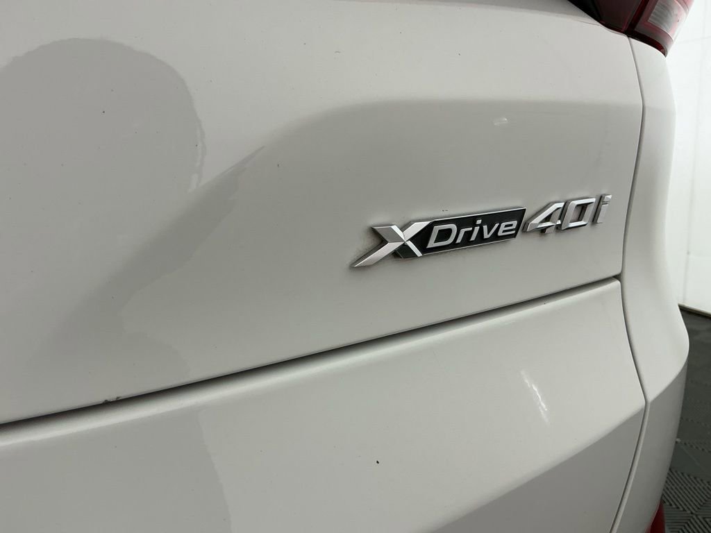 Certified 2022 BMW X5 xDrive40i w/ Parking Assistance Package AWD/4WD image 32