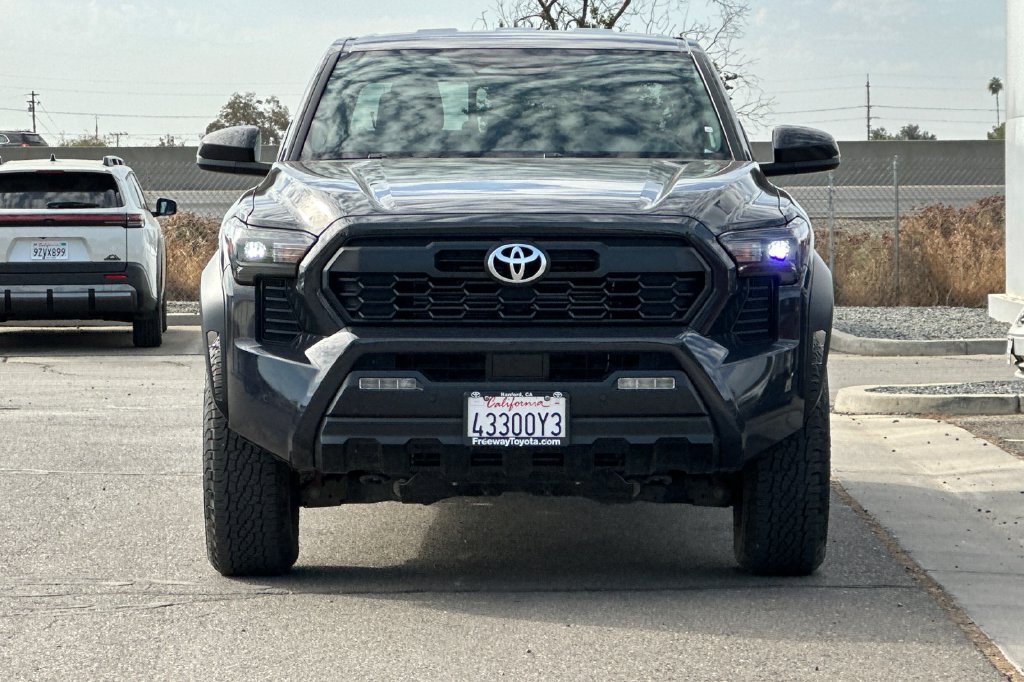 Used 2024 Toyota Tacoma TRD Off-Road w/ TRD Off Road Upgrade Package AWD/4WD image 11
