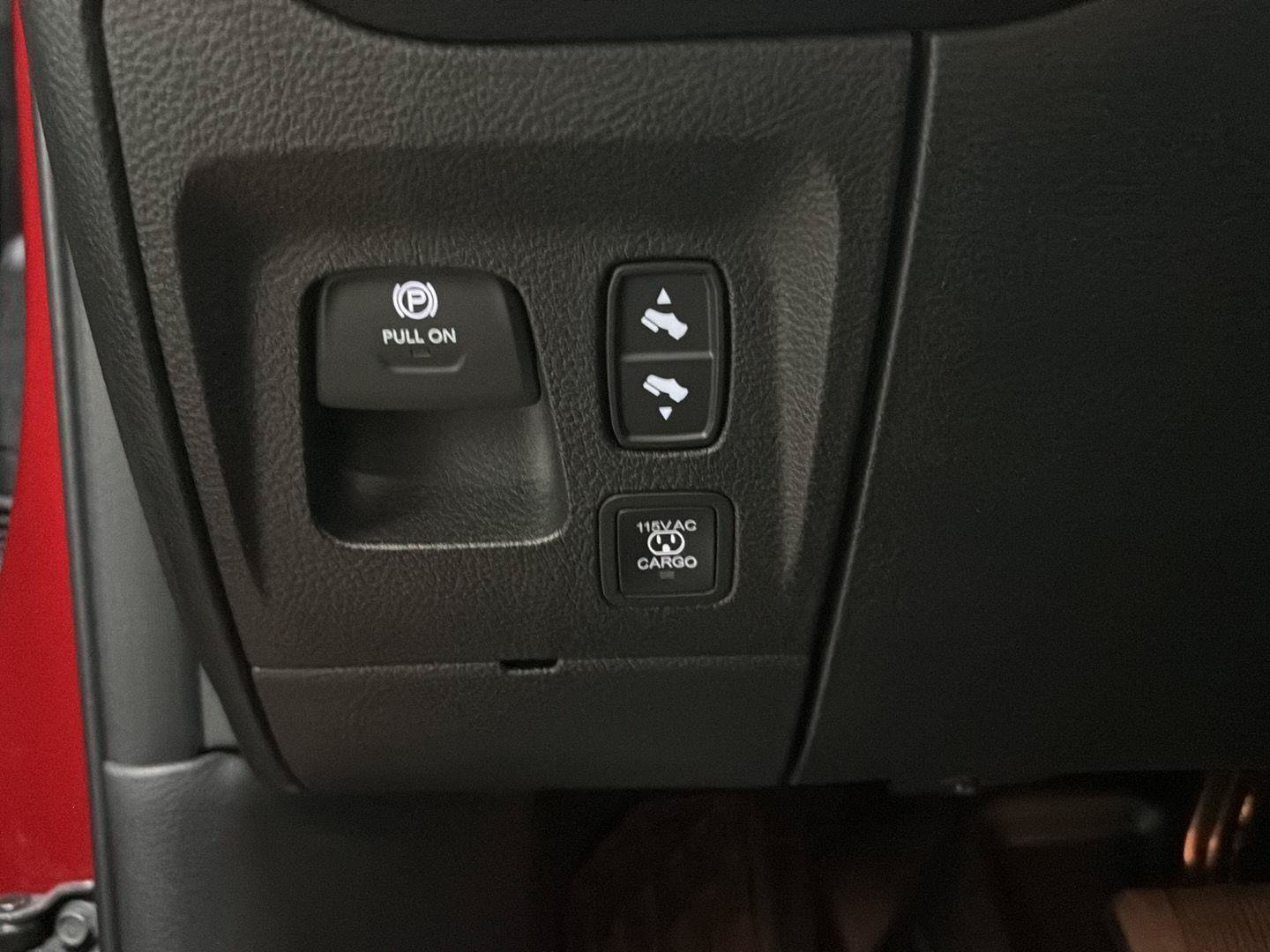 New 2026 RAM 1500 Big Horn w/ Night Edition AWD/4WD image 8