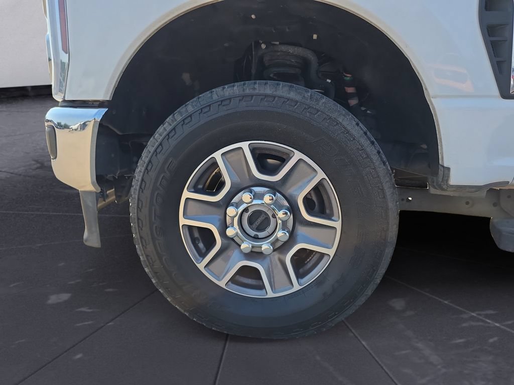 Used 2026 Ford F250 Lariat AWD/4WD image 14