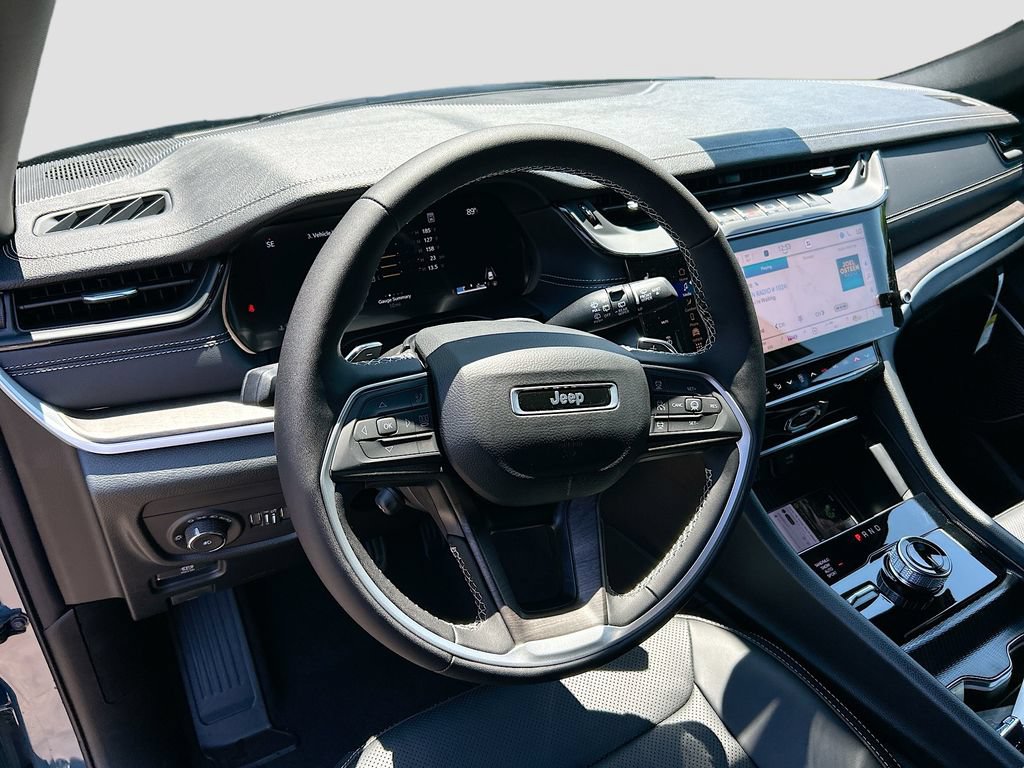 New 2026 Jeep Grand Cherokee L Limited AWD/4WD image 39