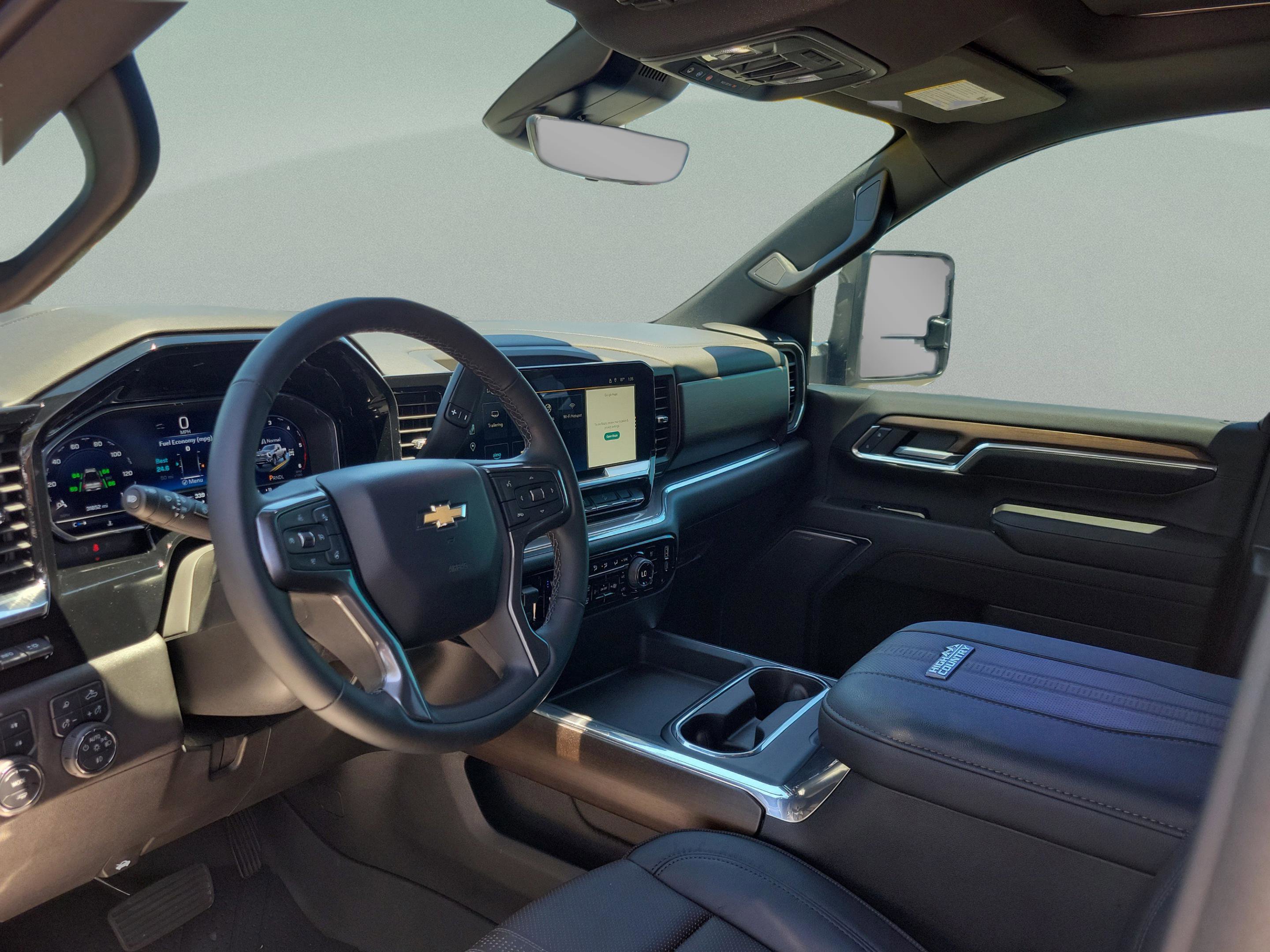 Used 2024 Chevrolet Silverado 2500 High Country w/ High Country Premium Package AWD/4WD image 18