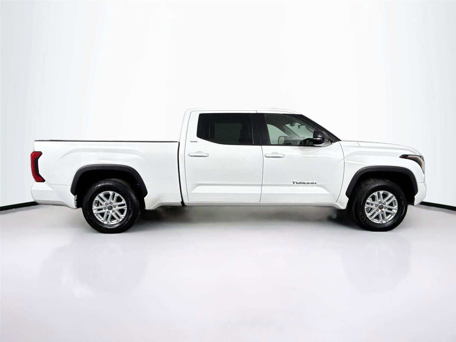 Used 2024 Toyota Tundra SR5 w/ SR5 Premium Package image 11