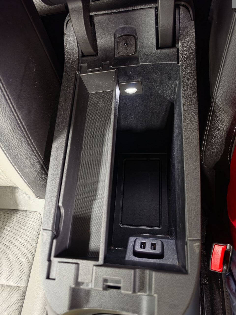 Used 2021 Chevrolet Equinox Premier w/ LPO, Floor Liner Package AWD/4WD image 45