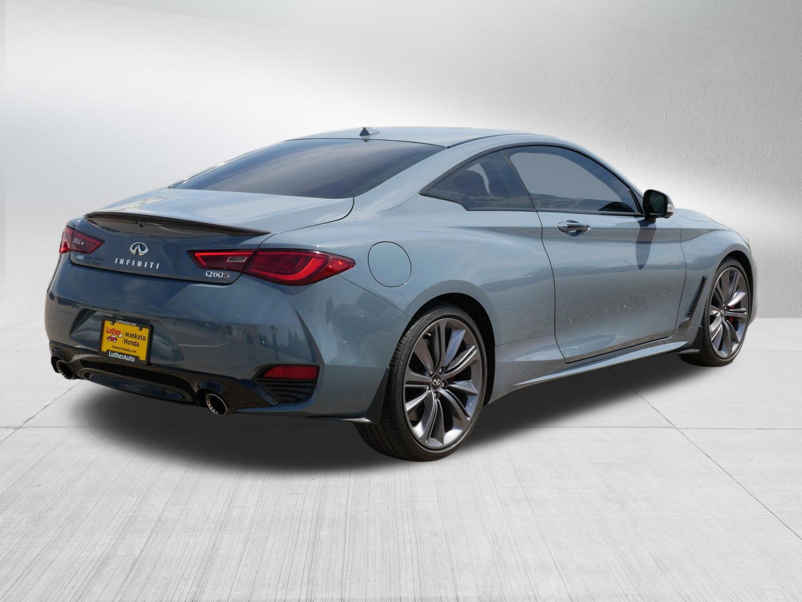 Used 2022 INFINITI Q60 Red Sport 400 w/ Carbon Fiber Package AWD/4WD image 7
