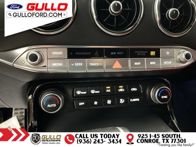 Used 2020 Kia Stinger GT1 RWD image 27