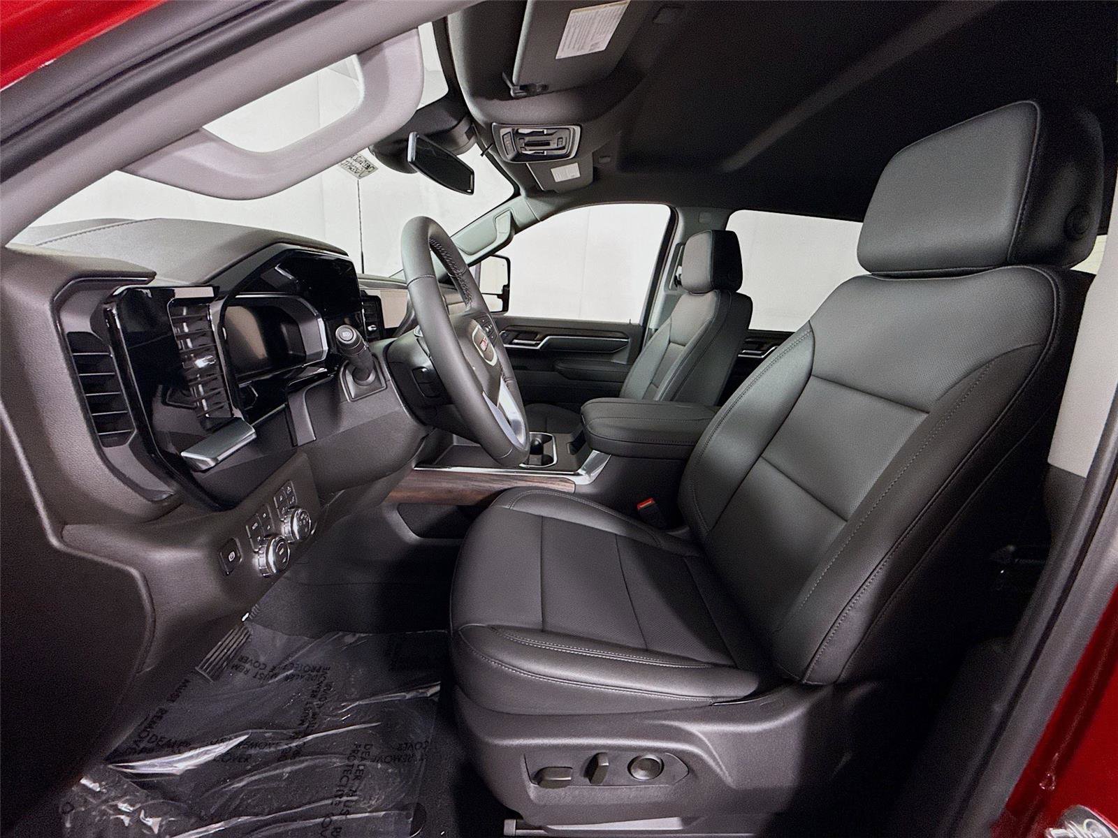 New 2026 GMC Sierra 3500 SLT w/ SLT Convenience Package image 17