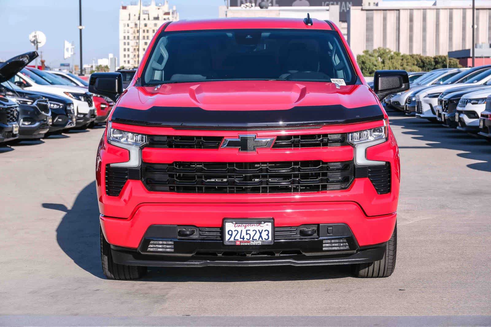 Used 2023 Chevrolet Silverado 1500 RST RWD image 2