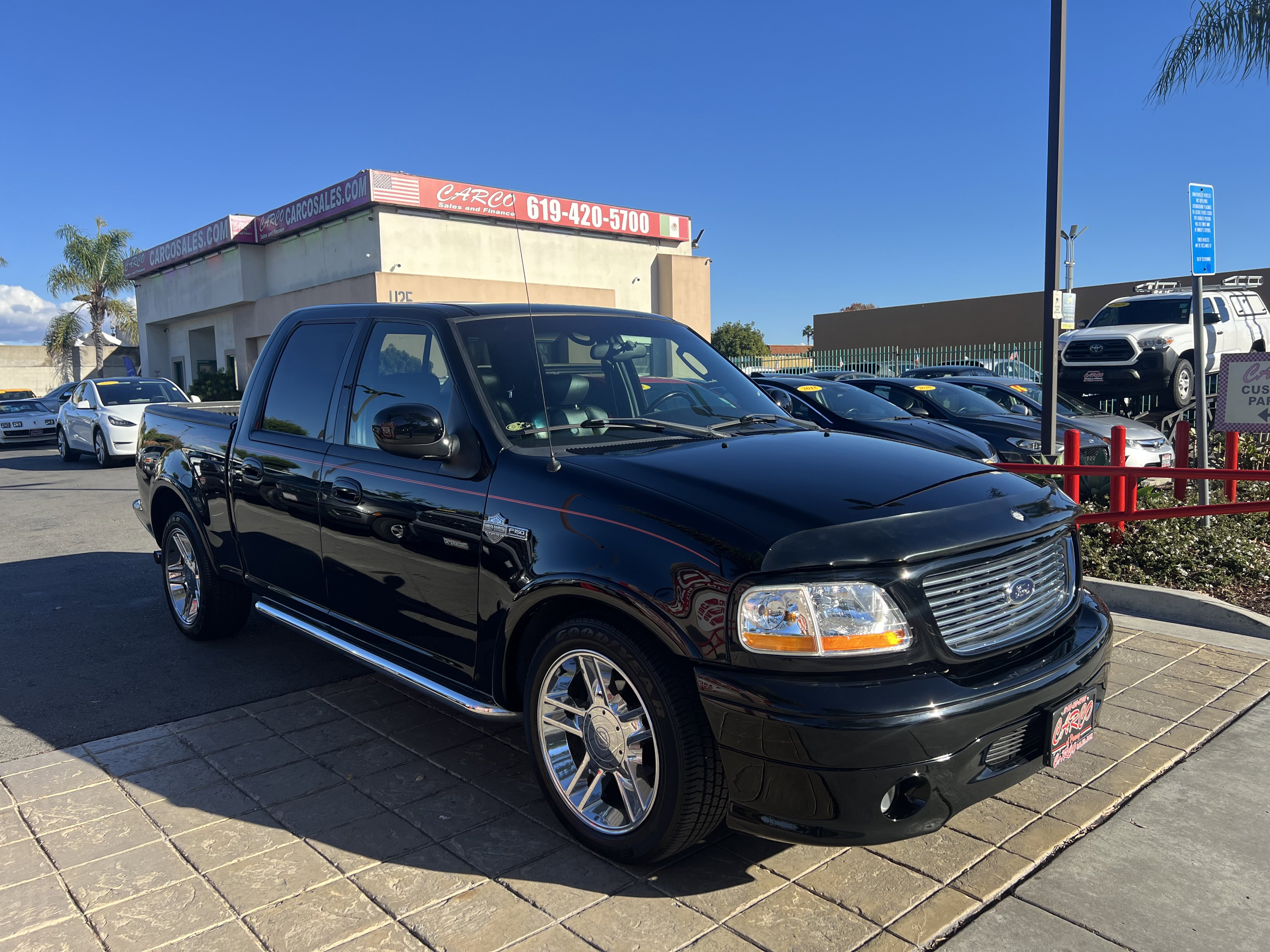 Used 2002 Ford F150 Harley-Davidson RWD image 2