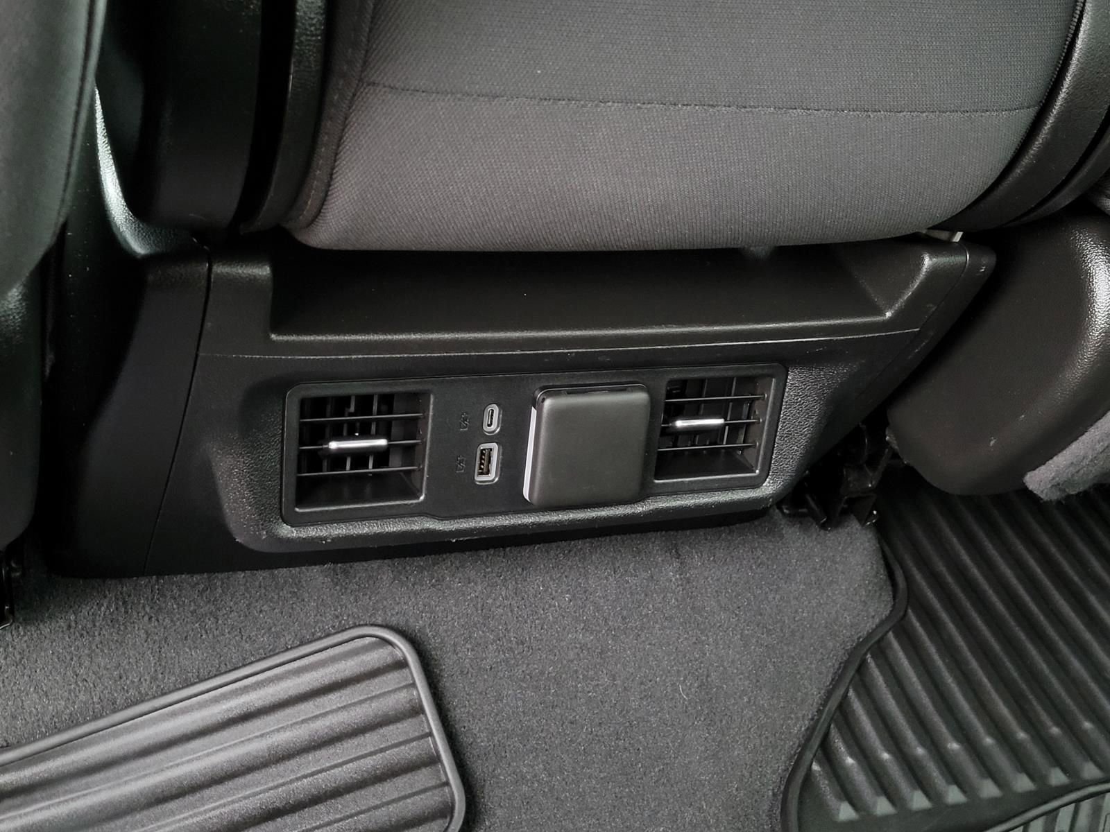 Used 2024 Chevrolet Silverado 1500 LT AWD/4WD image 17