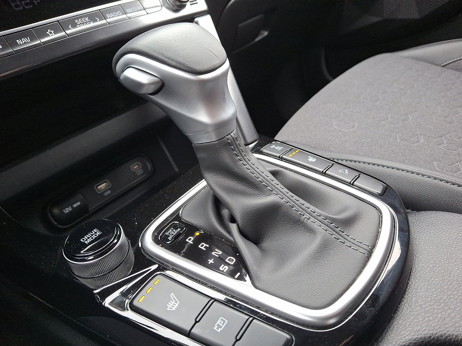 Used 2024 Kia Seltos S image 14