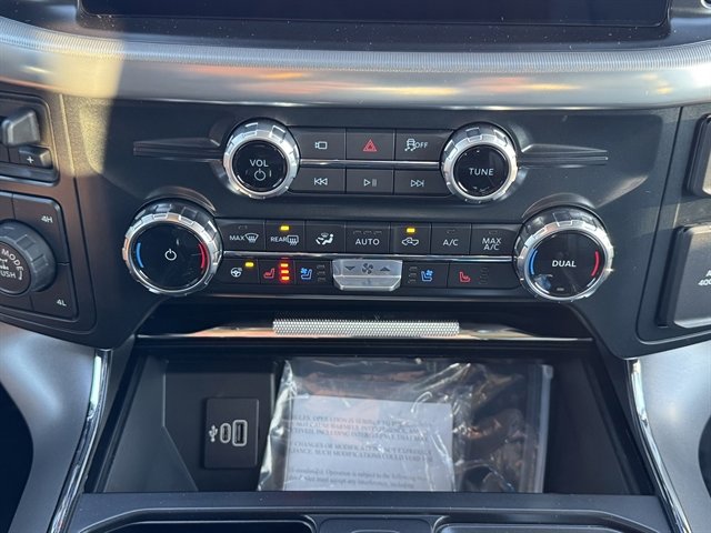 New 2025 Ford F150 Lariat w/ Equipment Group 501A Mid image 18