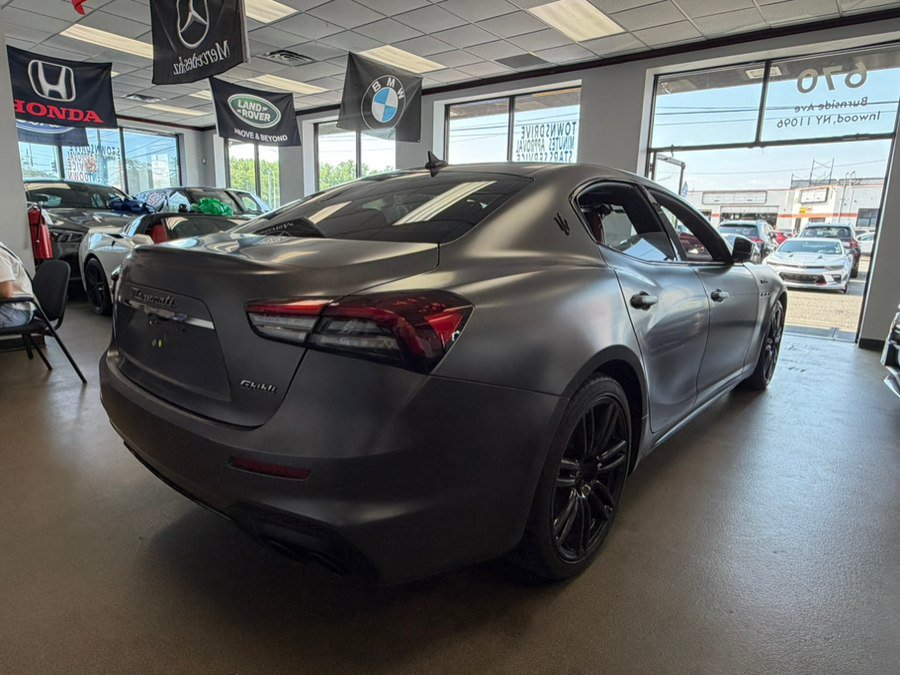 Used 2022 Maserati Ghibli Modena RWD image 15
