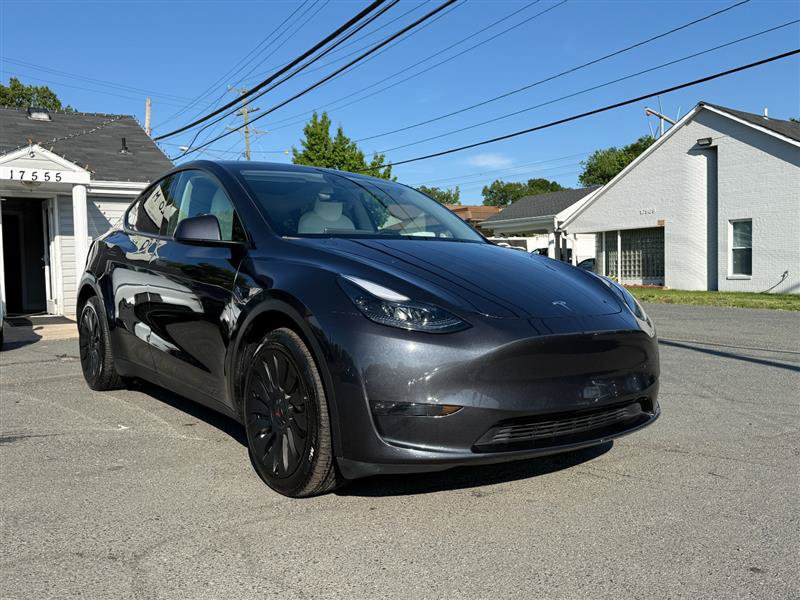 Used 2023 Tesla Model Y Long Range AWD/4WD image 8