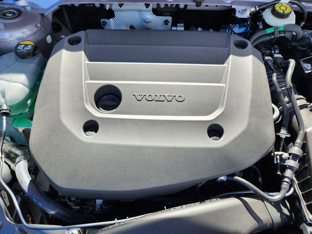 New 2026 Volvo XC40 B5 Plus w/ Protection Package Premier image 20