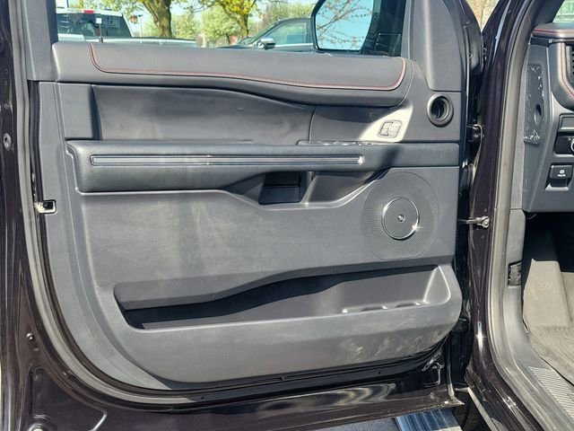 Certified 2024 Ford Expedition Limited image 10