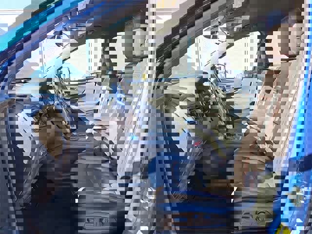 Used 2022 Chevrolet Equinox RS w/ RS Leather Package image 25