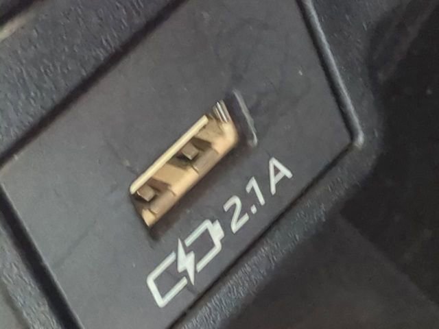 Used 2021 Toyota Corolla SE w/ Special Edition FWD image 21