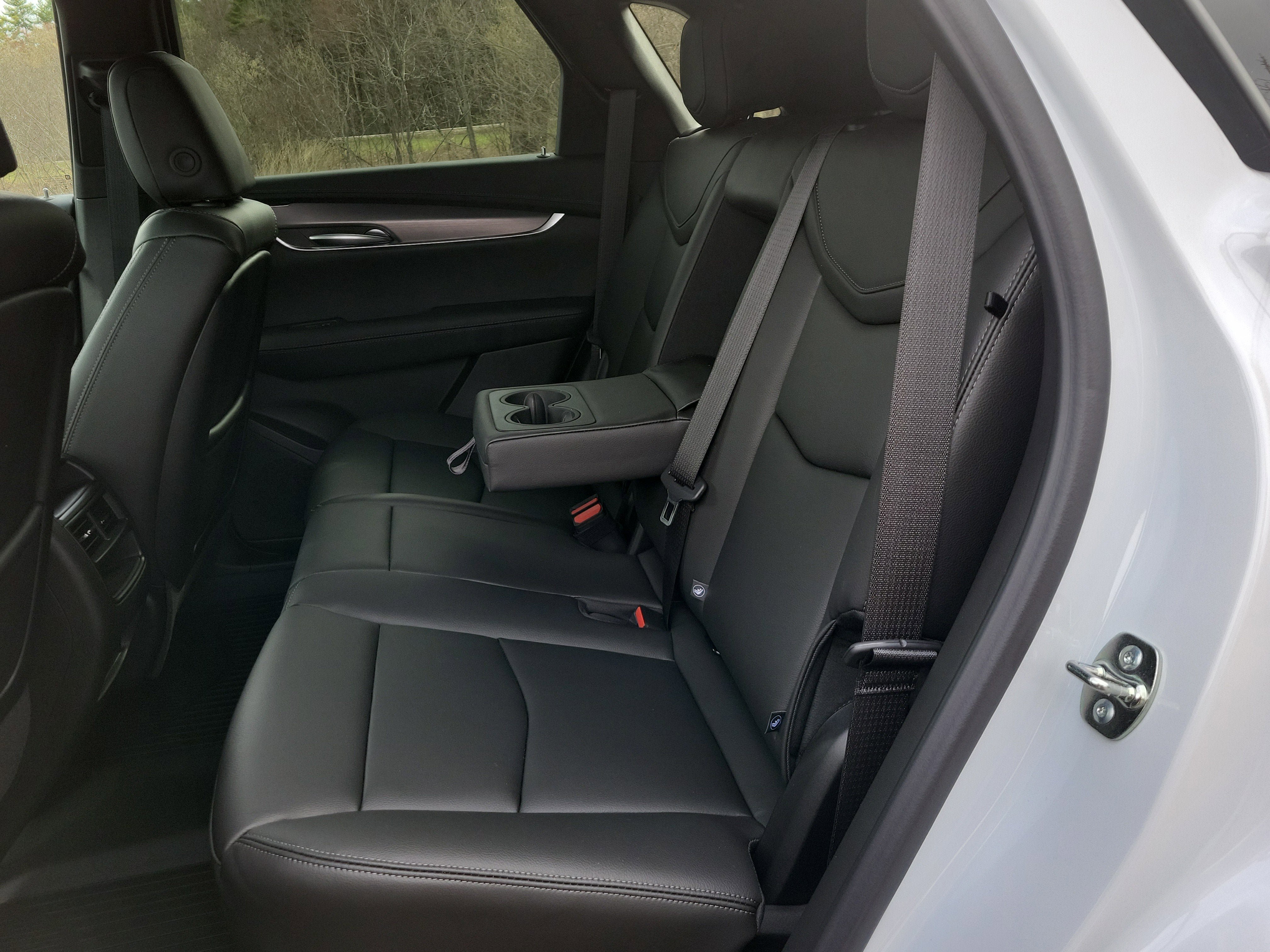 New 2026 Cadillac XT5 Luxury w/ LPO, Floor Liner Package AWD/4WD image 27