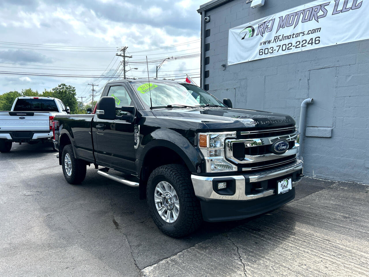 Used 2021 Ford F250 XLT w/ XLT Value Package image 2