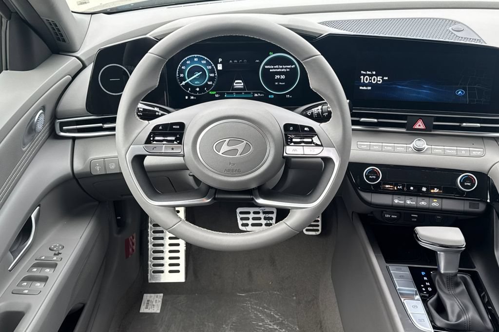 New 2026 Hyundai Elantra Sport FWD image 16