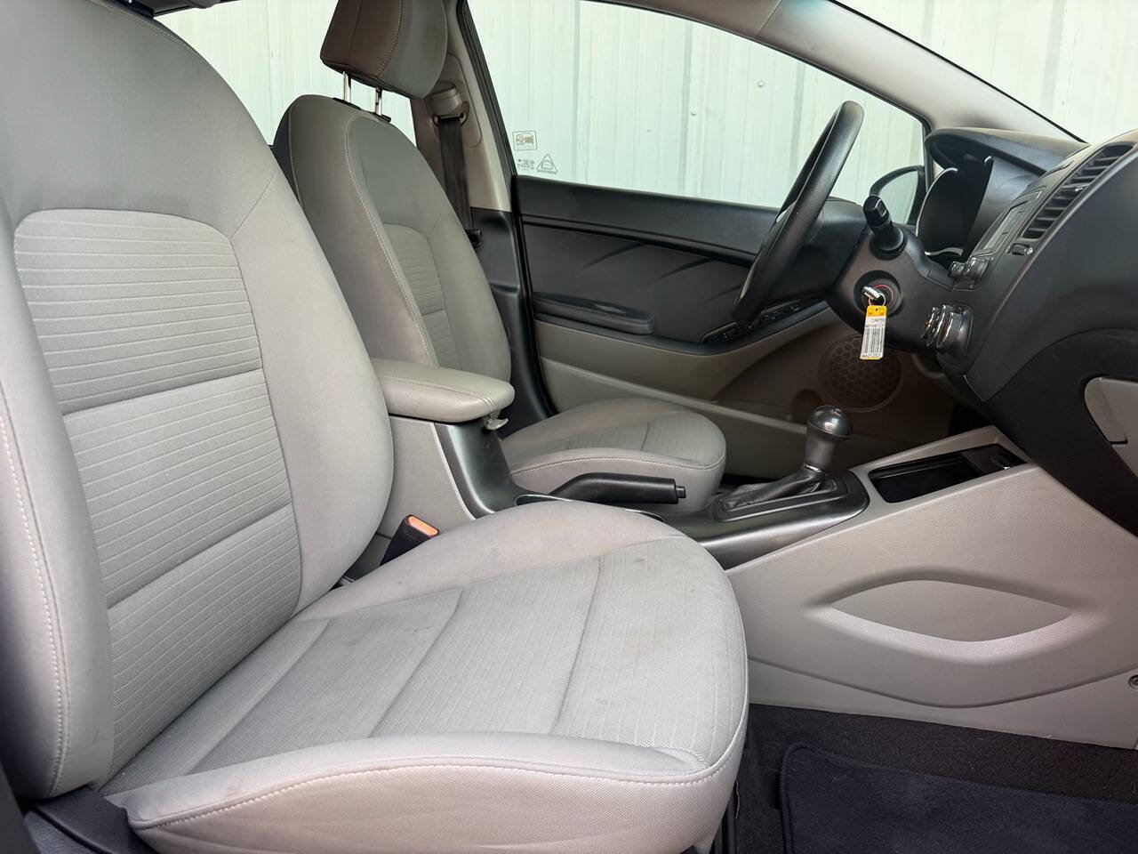Used 2016 Kia Forte LX w/ LX Popular Plus Package FWD image 8