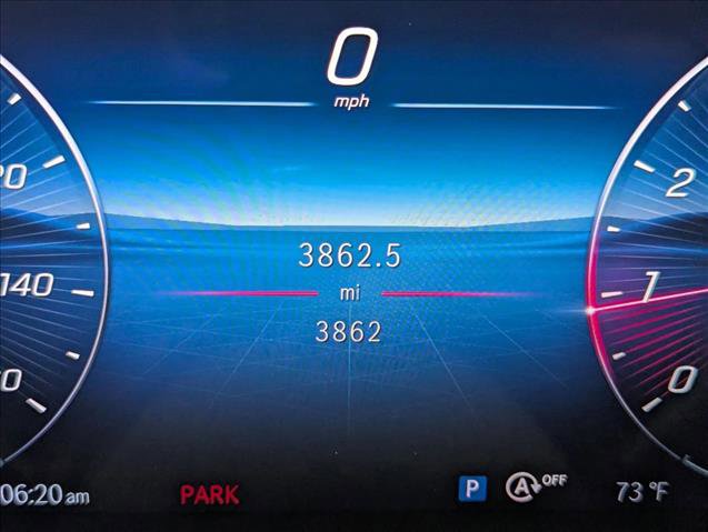 Used 2026 Mercedes-Benz GLC 300 image 11