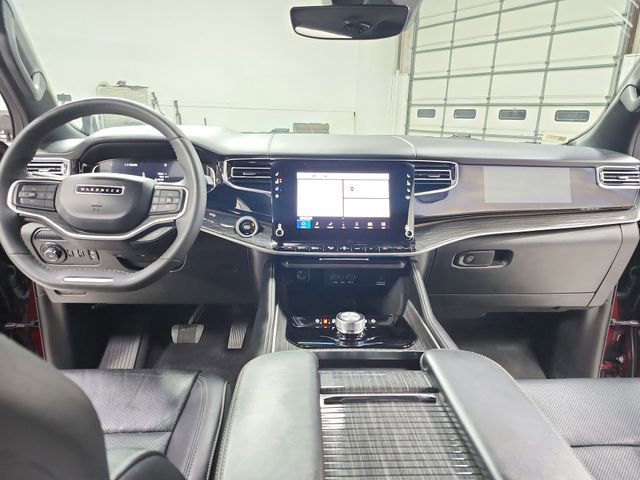 Used 2022 Jeep Wagoneer Series II RWD image 26